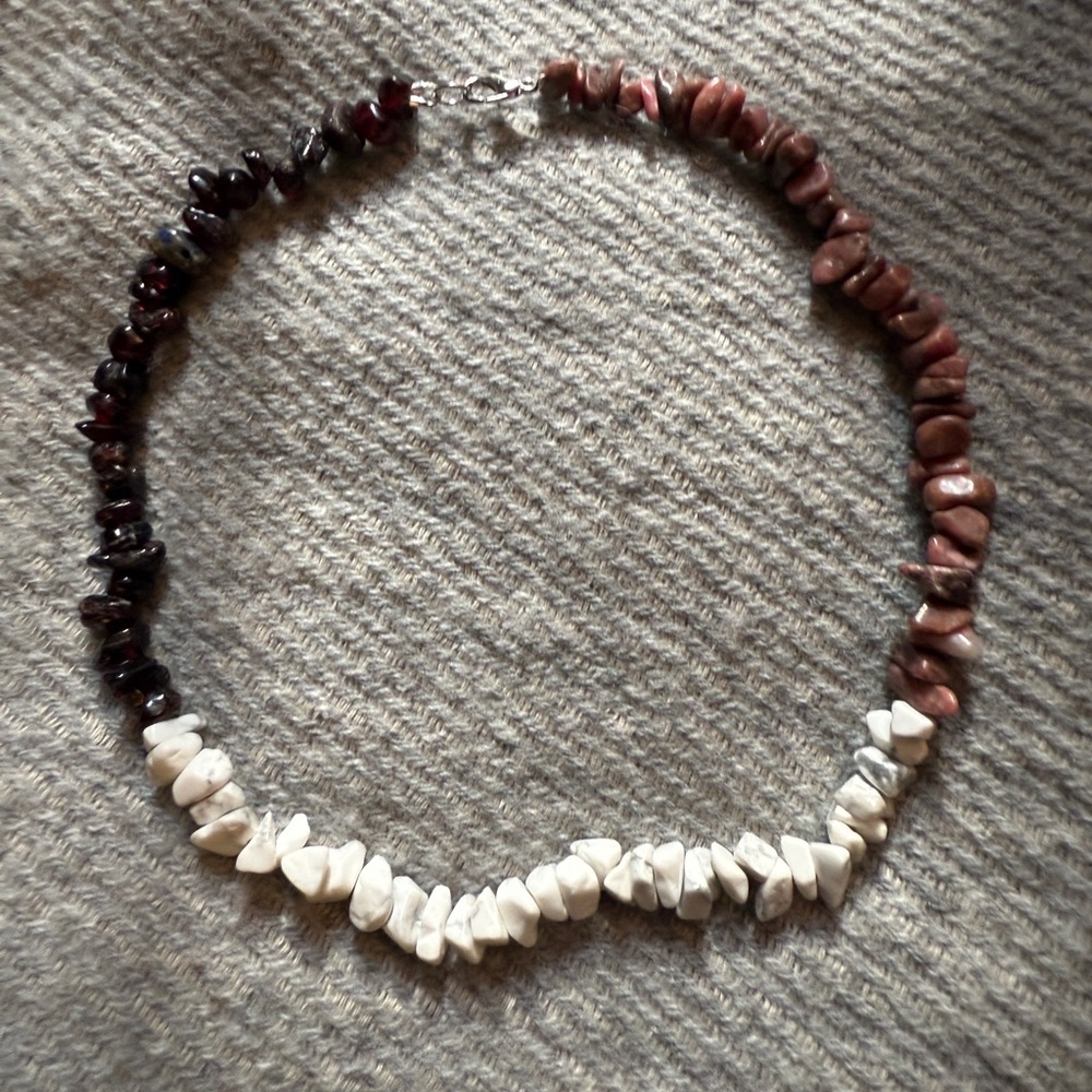 Elegant Multicolor Stone Necklace
